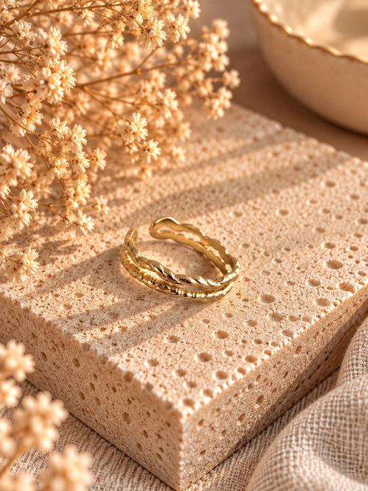Bague tressée dorée